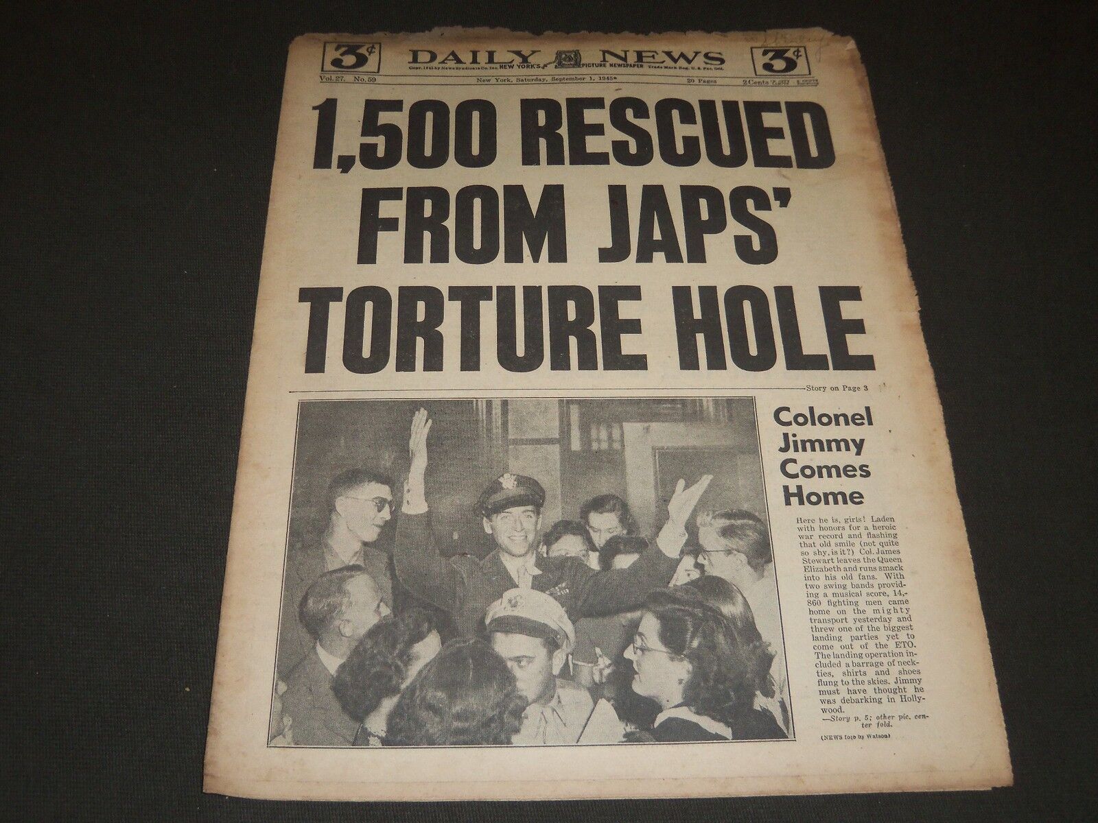 1945 SEPT 1 NEW YORK DAILY NEWS - 1500 RESCUED FROM JAPS TORTURE HOLE - NP 2066
