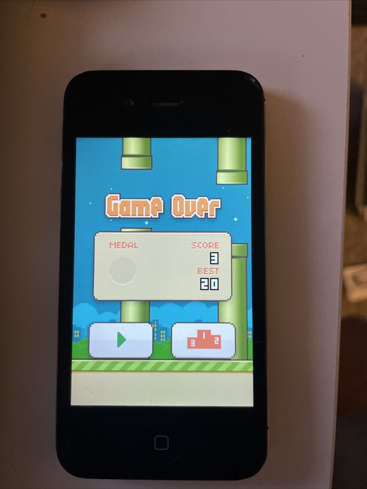 Rare Collectible Refurbished iPhone4s with Flappy Bird, Vine, IG and Twitter +