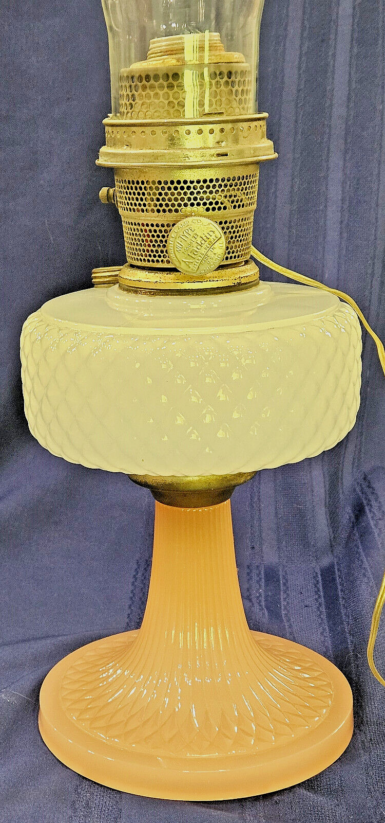 Aladdin Pink White Diamond Quilt Kerosene Oil Lamp Glass Vtg Antique