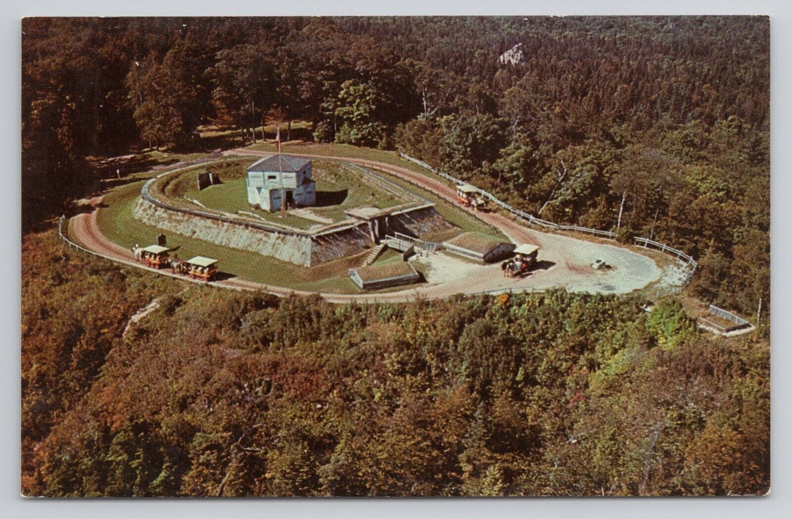 Fort Holmes Mackinac Island, Michigan. Chrome Postcard 1403