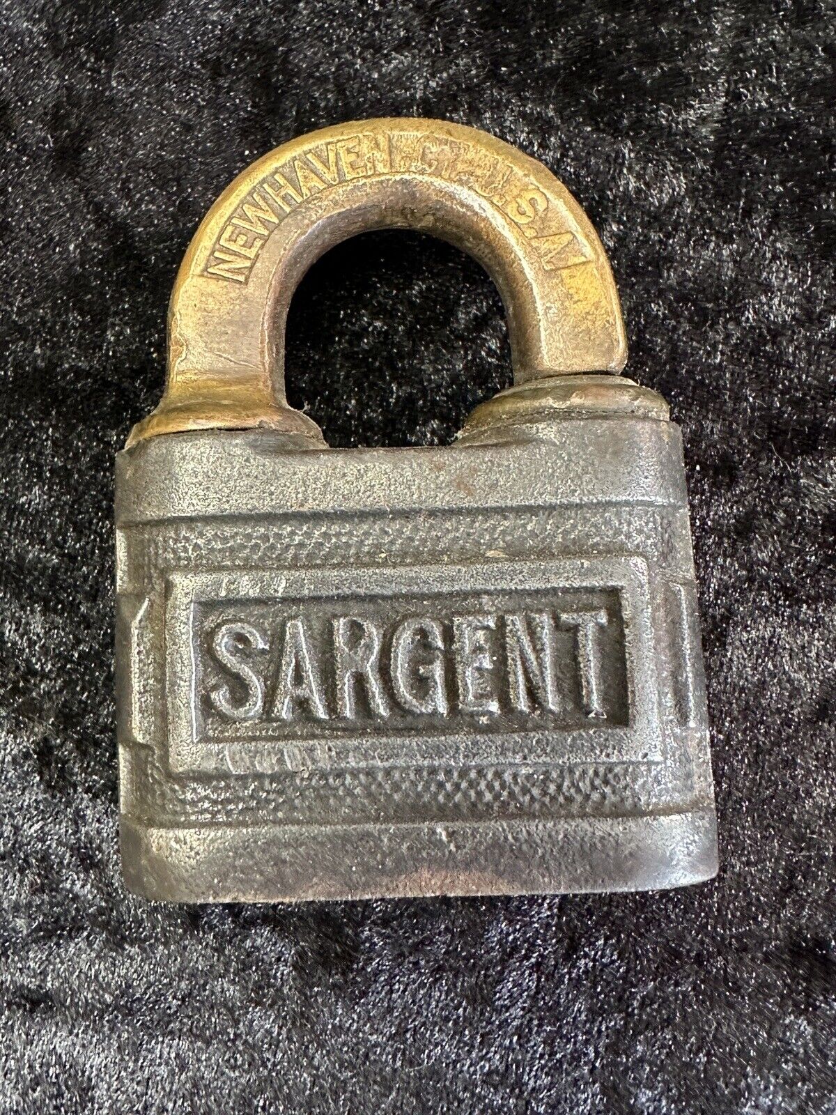 ANTIQUE VTG Sargent Brass PADLOCK LOCK NO KEY
