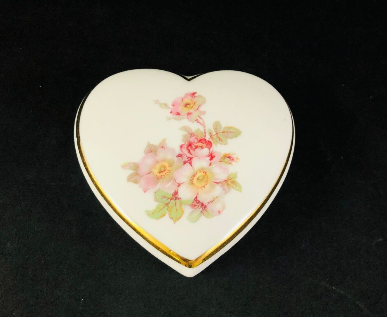 Vintage Gerold Porzellan W Germany Porcelain Heart Shaped Trinket Box Gold Trim
