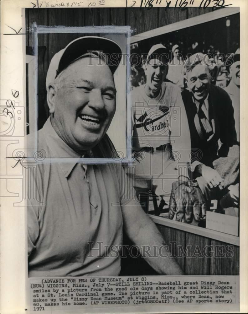 1971 Press Photo Baseball player Dizzy Dean & his photo with Will Rogers, MS