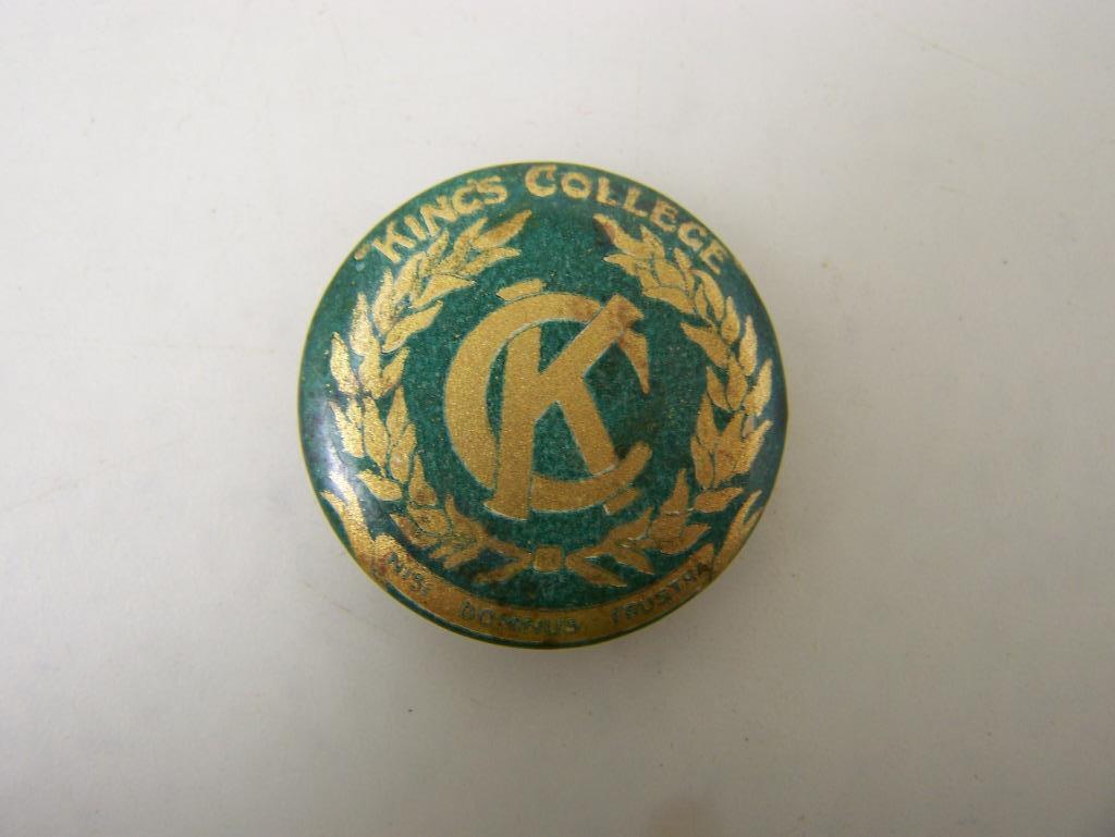 c1920s pin back badge Kings College Melbourne                               1580