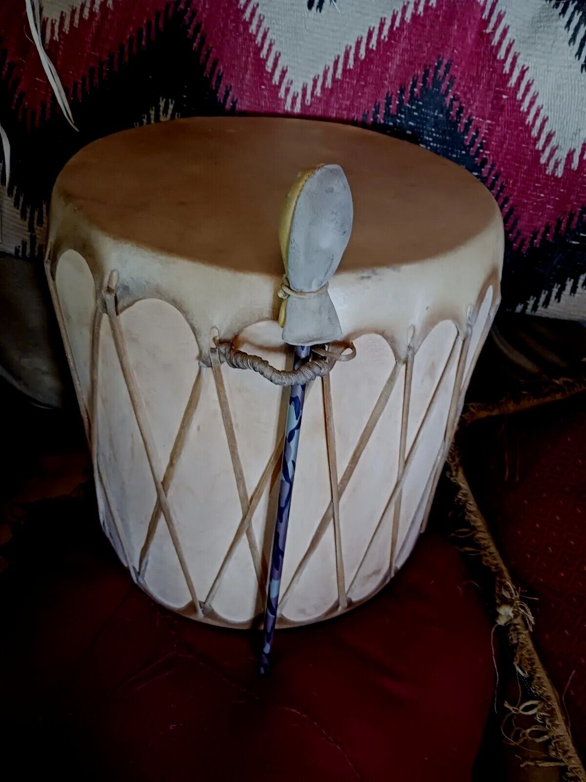 **AWESOME  VINTAGE NATIVE AMERICAN  12 X 15 IN  RAWHIDE  POW WOW   DRUM NICE\