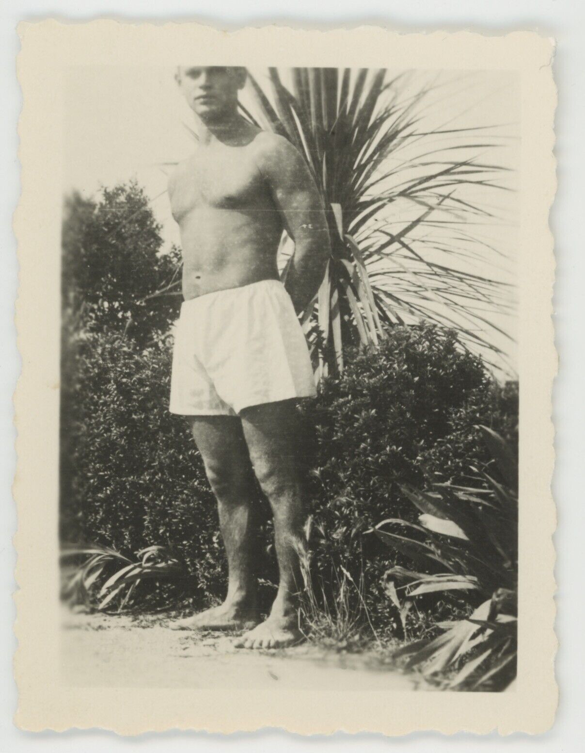 Male Physique VINTAGE PHOTO 1940\'s Shirtless Young Man at Beach Swimwear Gay