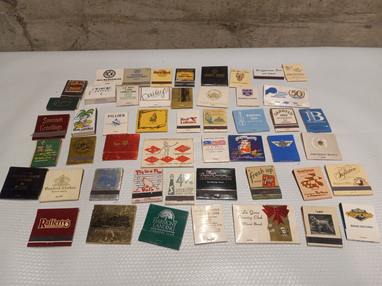 VTG Matchbooks w/Matches Lot of 40 Random Pulled Assorted Advertising