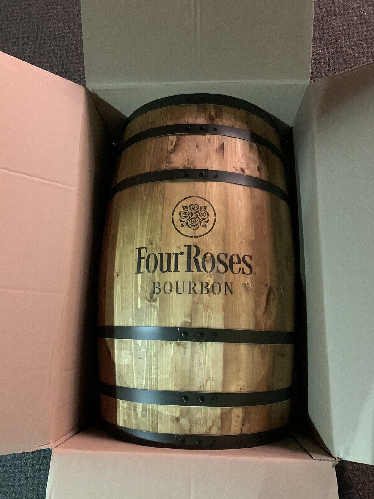 Four Roses Display \'Half Barrel\' New in Box Bourbon Whisky Perfect For Home Bar