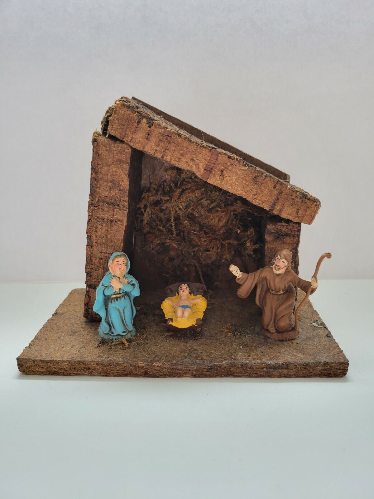 Vintage Italian Nativity Scene Creche 3 Wood with Mary Joseph Baby Jesus 