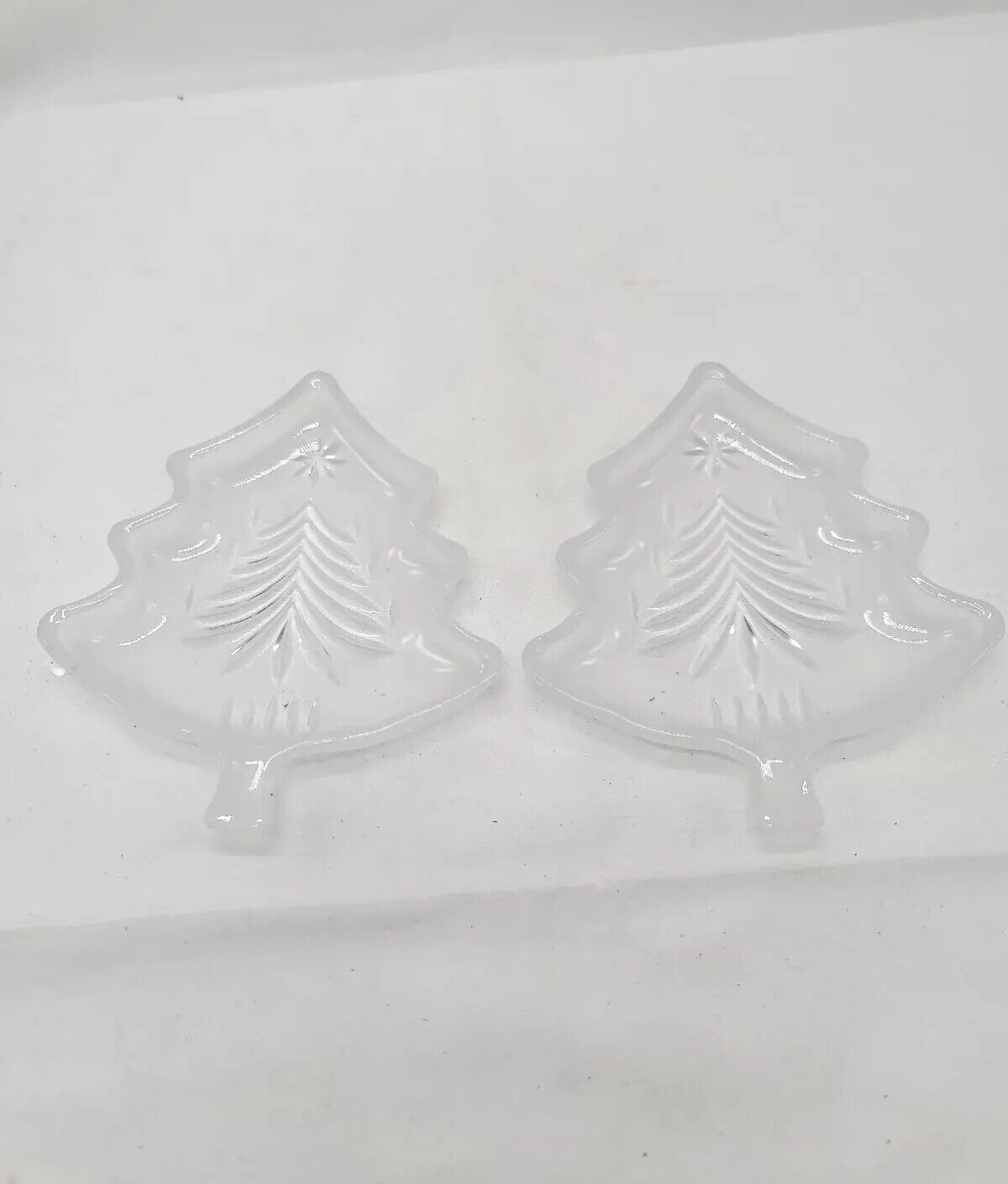 Mikasa Glass Christmas Tree Shaped Dish 5 Inches Yuletide Candy or Nuts Set of 2