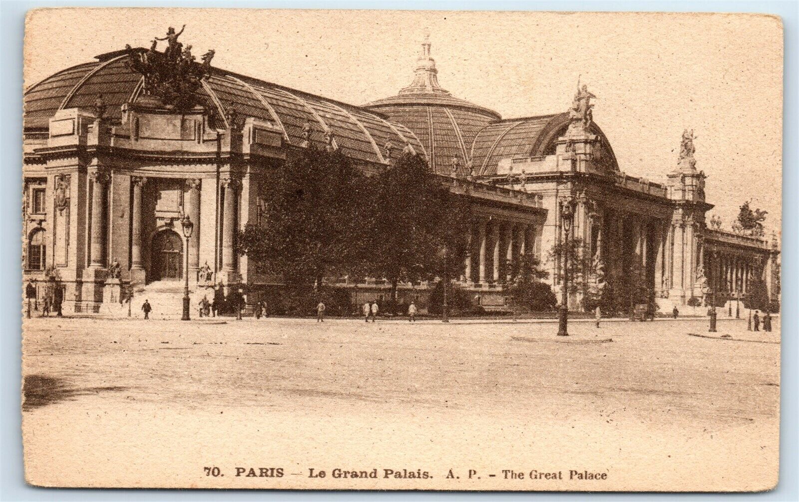 Postcard PARIS Le Grand Palais, The Great Palace H179