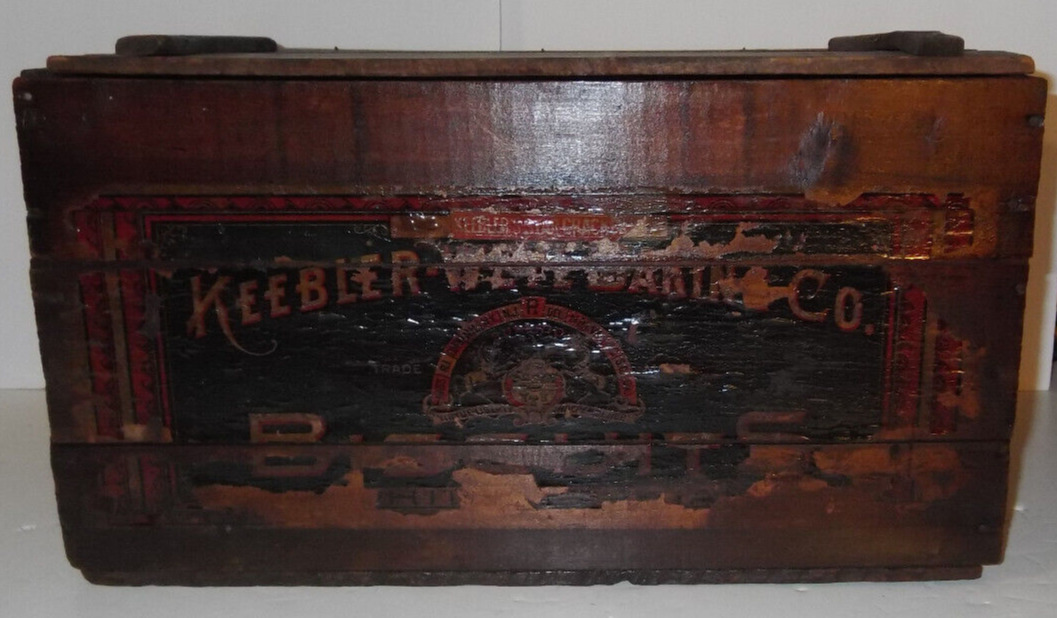 Antique KEEBLER-WEYL BAKING CO. BISCUITS WOODEN BOX PHILADELPHIA PA.