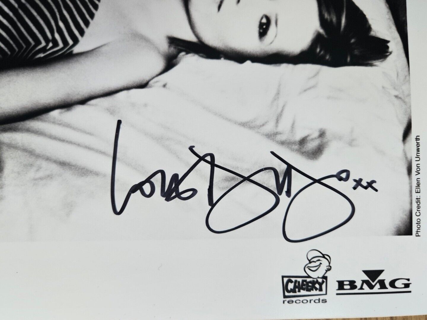 EARLY DIDO HAND SIGNED PROMO PHOTO 10x8 PHOTO AUTOGRAPH GENUINE 