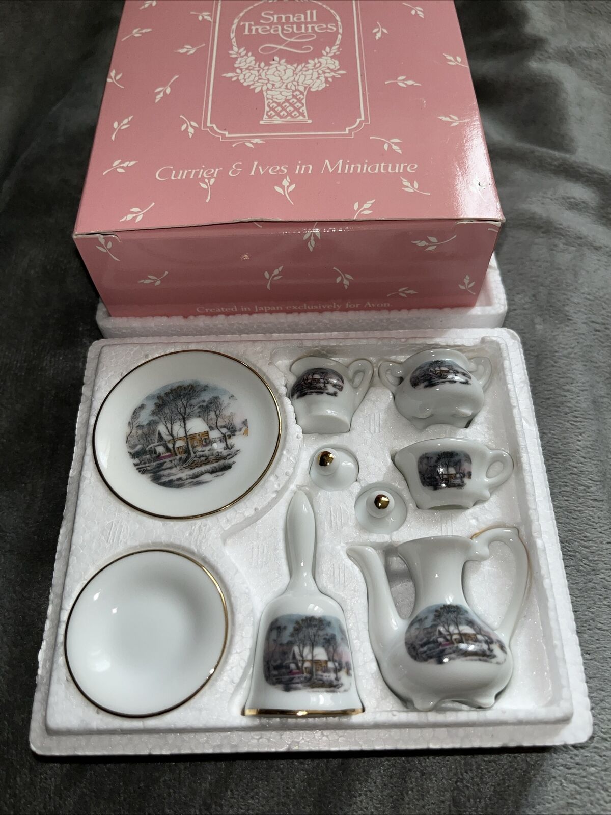 Vintage Avon Small Treasures Currier & Ives In Miniature Tea Set 9pc New