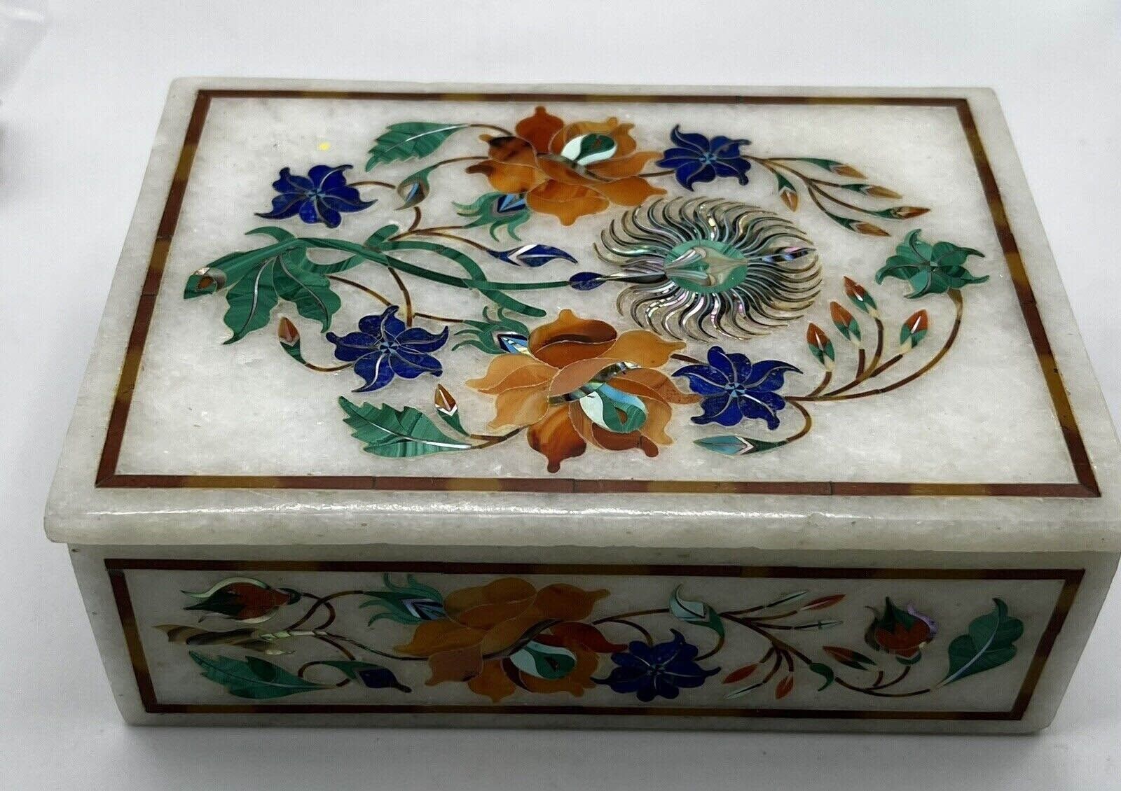 White Marble Jewelry Box with Gemstone Pietra Dura Inlaid Art Handmade Gift Deco