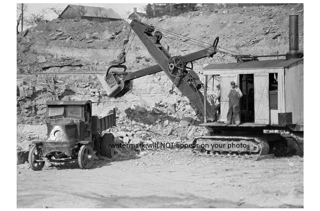 Steam Shovel Construction Crew PHOTO 1931 New York Dump Truck Quarry Mining