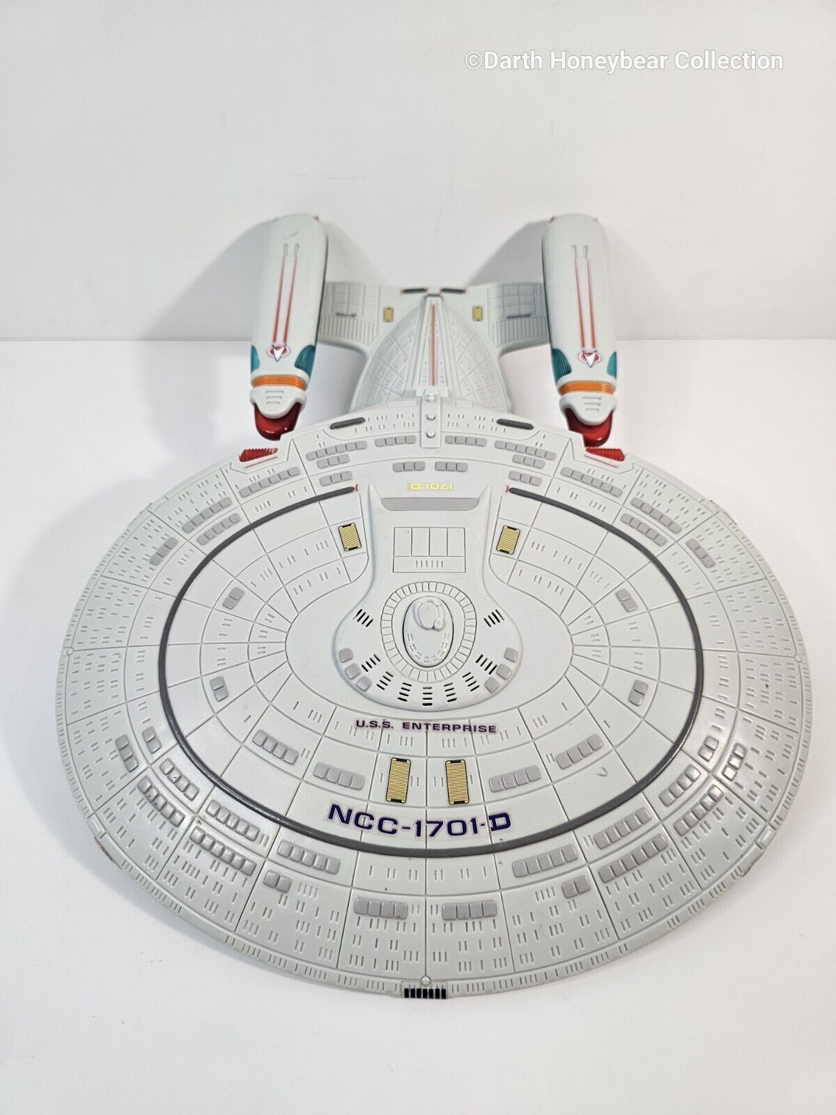 1992 Paramount - Star Trek USS Enterprise NCC-1701-D Playmates Electronics 💯