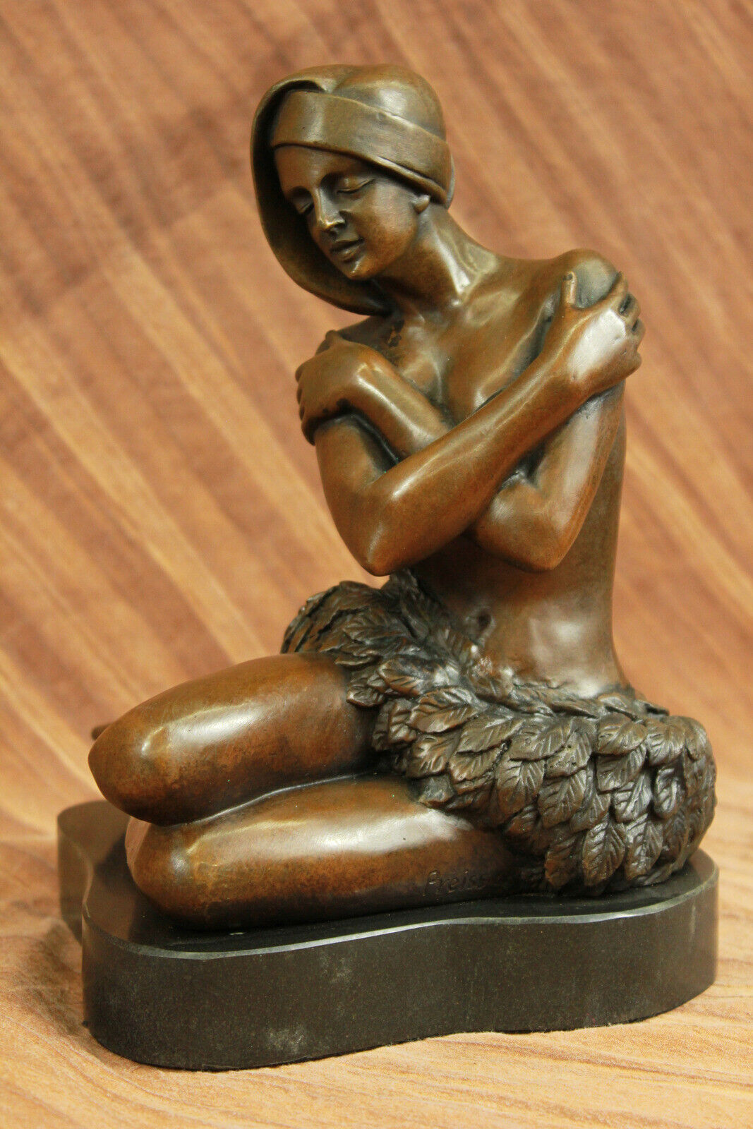 Handcrafted bronze sculpture SALE Stone On Female Hawaiian Nude Preiss Decorativ