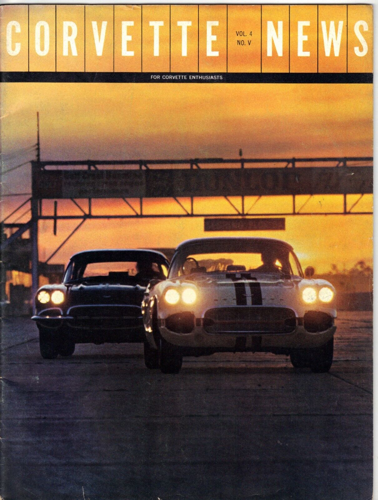 Lot of 7 1960's - 1970's Corvette News Magazines