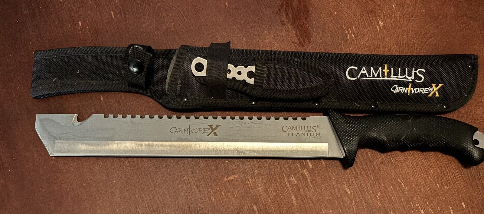 Camillus Carnivore X 18-Inch Machete with Sheath and Multitool Knife