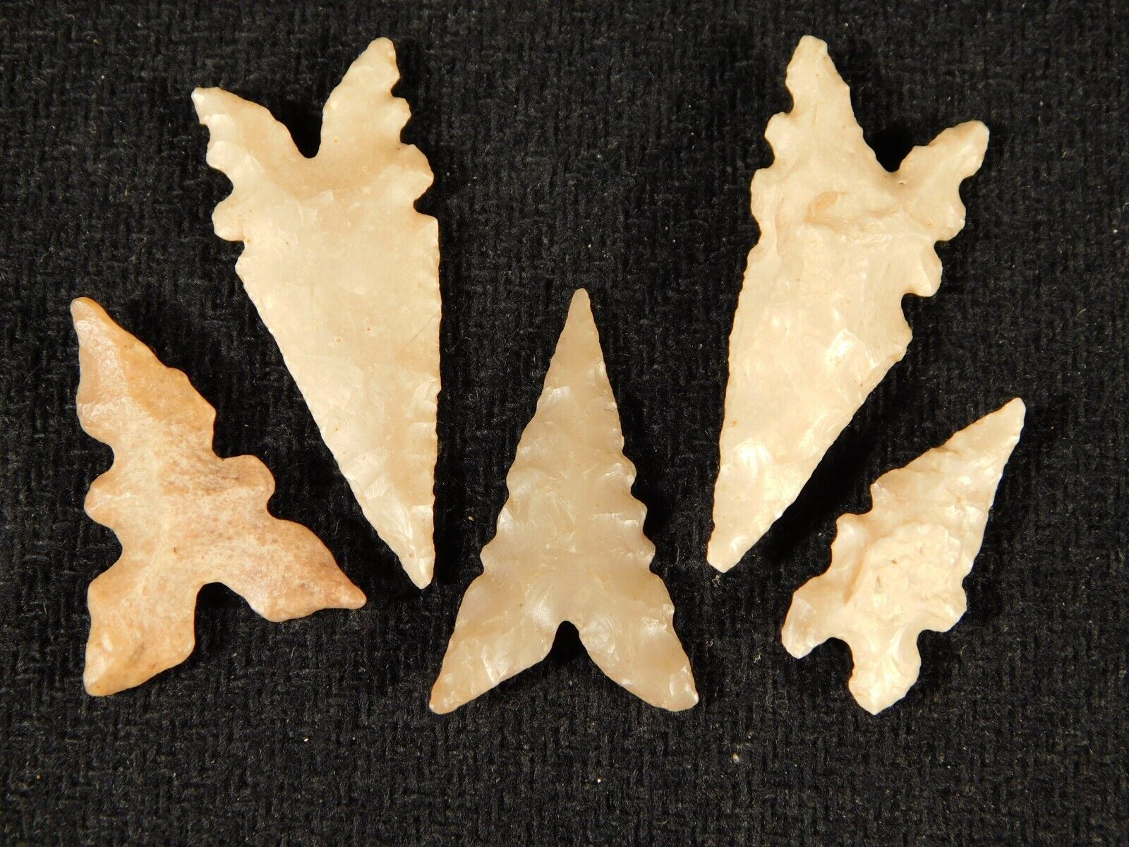 Lot of FIVE Nice Eccentric Ancient North African Tidikelt Arrowhead s 2.18