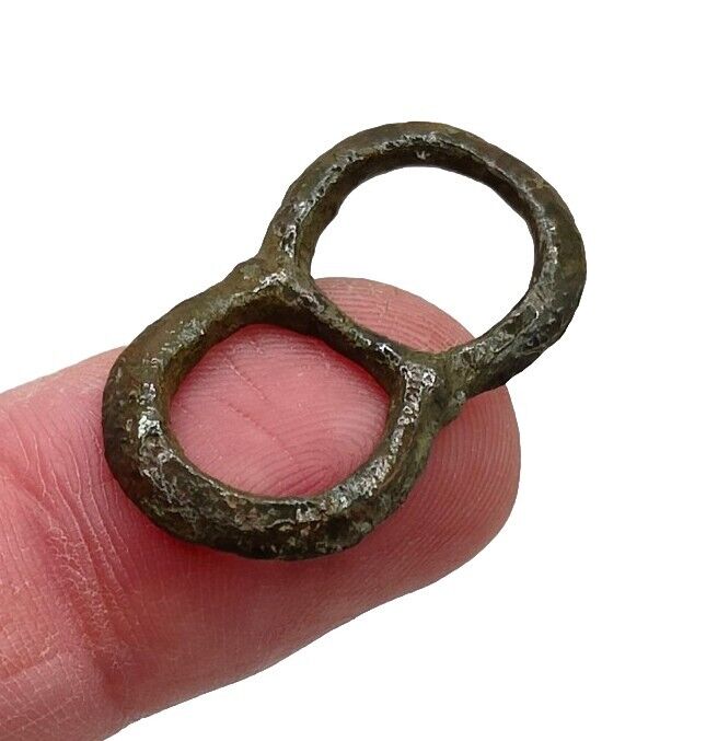 Large Post Medieval Spectacle Buckle 1550-1720 Metal Detecting Find (320)