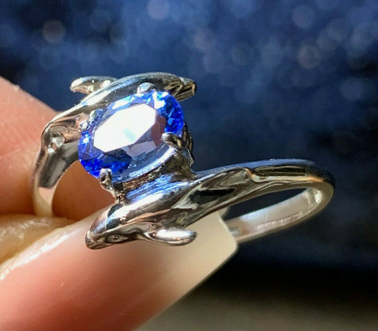 *GORGEOUS RARE SIBERIAN BLUE QUARTZ FACETED DOLPHIN RING .925 STERLING SILVER*