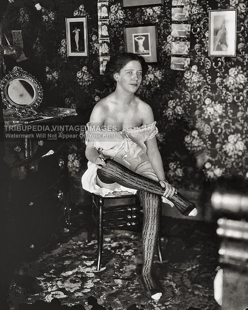 1912 Bellocq Seated Woman Legs Crossed Photo - Storyville Portraits Prostitute