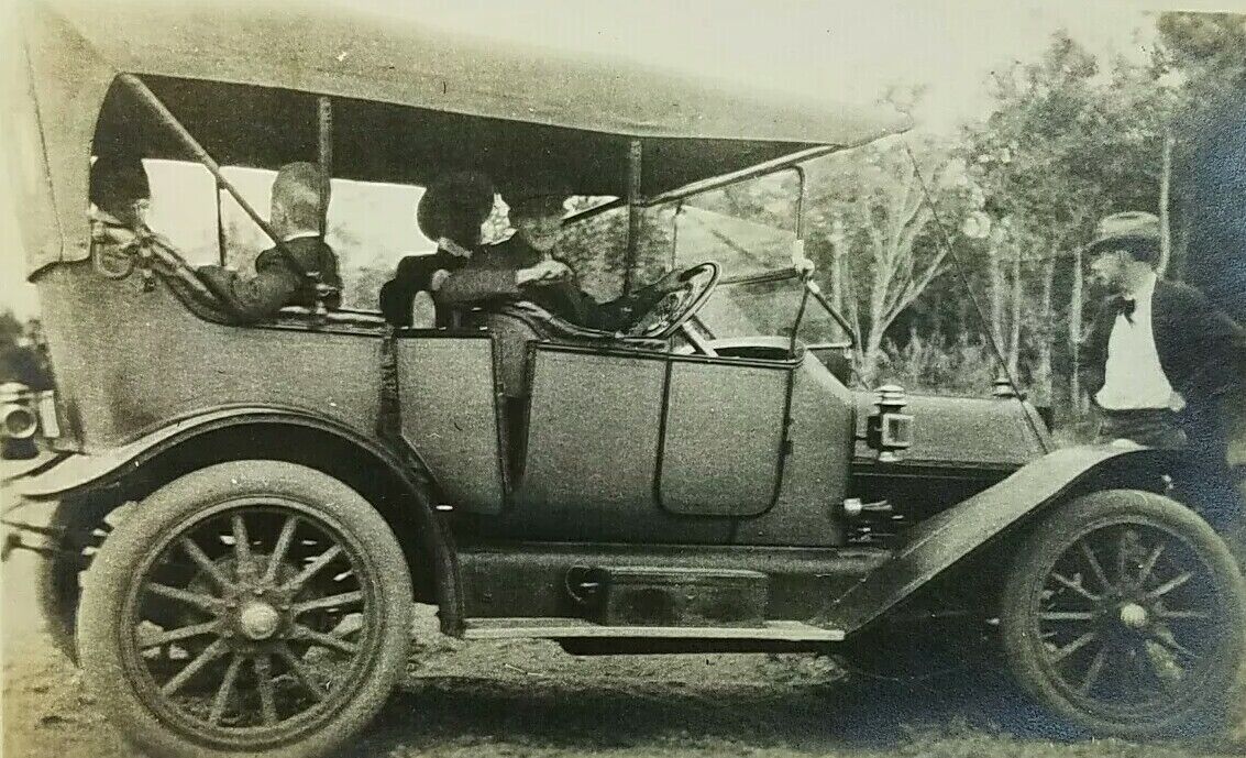 c1910\'s Early British European Black & White Automobile Car Photo Transportation