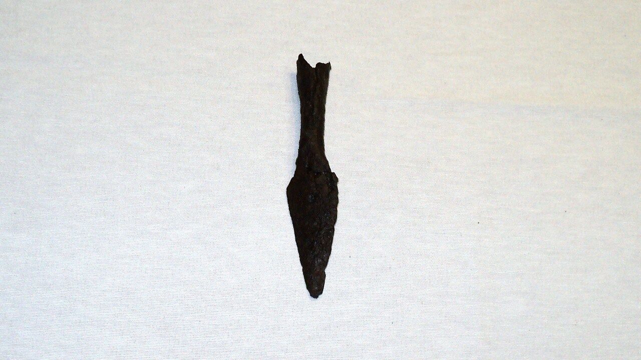 ANTIQUE LATE ROMAN/EARLY BYZANTINE IRON SPEAR POINT 140 mm (5.5\