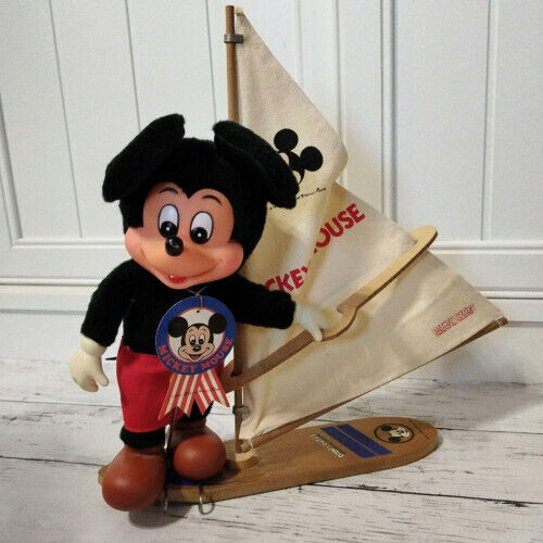 [Super Rare] Young Epoch Mickey Windsurfing Disney