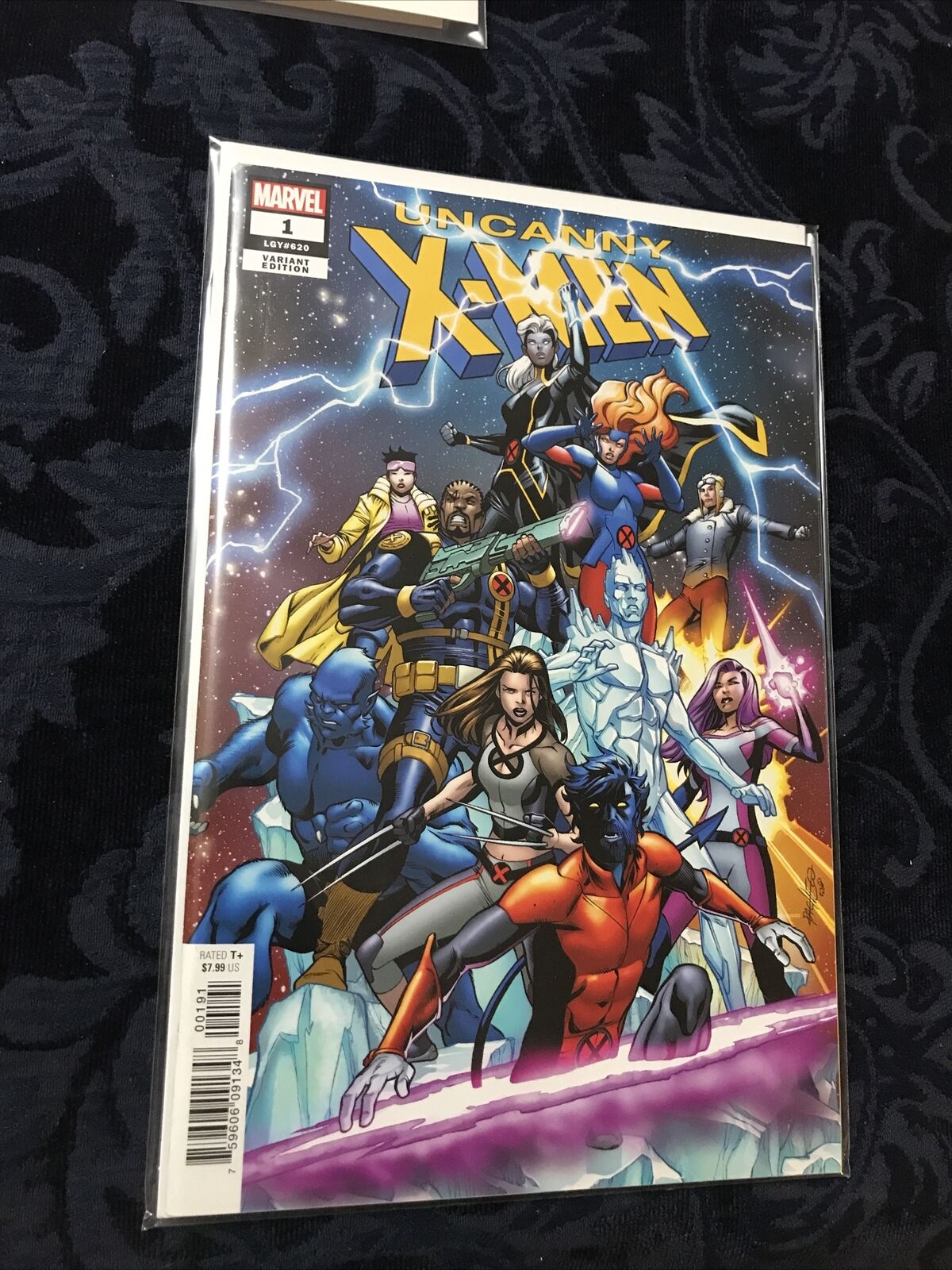 Uncanny X-Men #1 (Marvel, January 2019) Carlos Pacheco 1:25 Variant Cover NM+