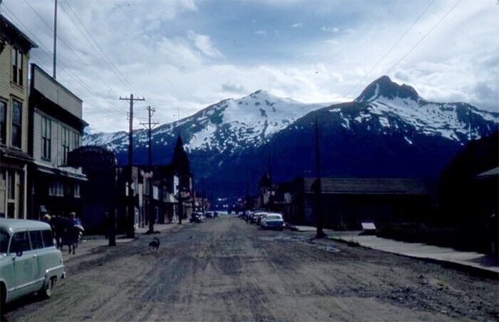 VINTAGE 1950s Kodachrome 35MM SLIDE, Alaskan Town, Road, Snow, Vintage Cars A64