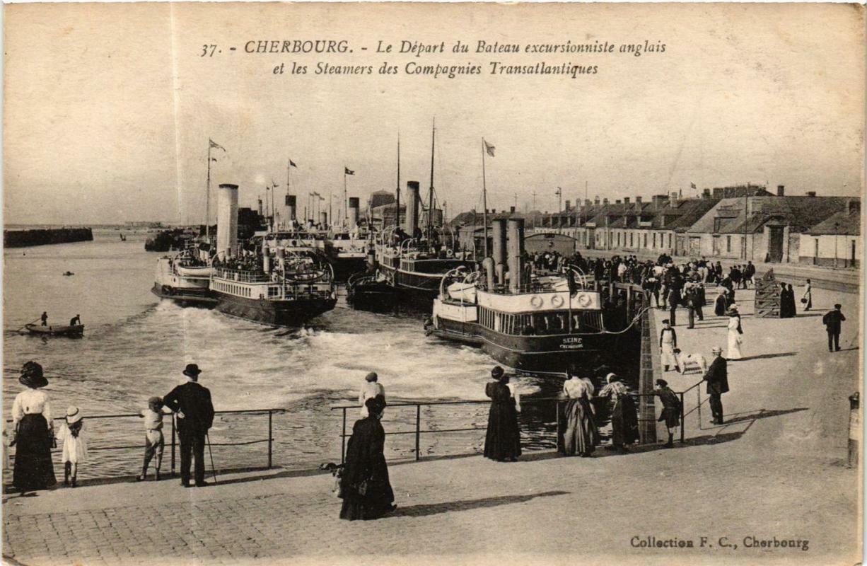 CPA AK Cherbourg - Le departure du Bateau SHIPS (762760)