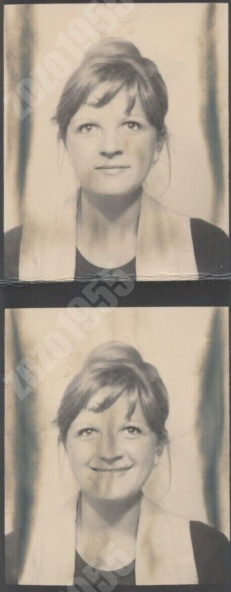 PHOTO BOOTH Woman Smile Serious Lady Female Portrait PHOTO ORG VTG