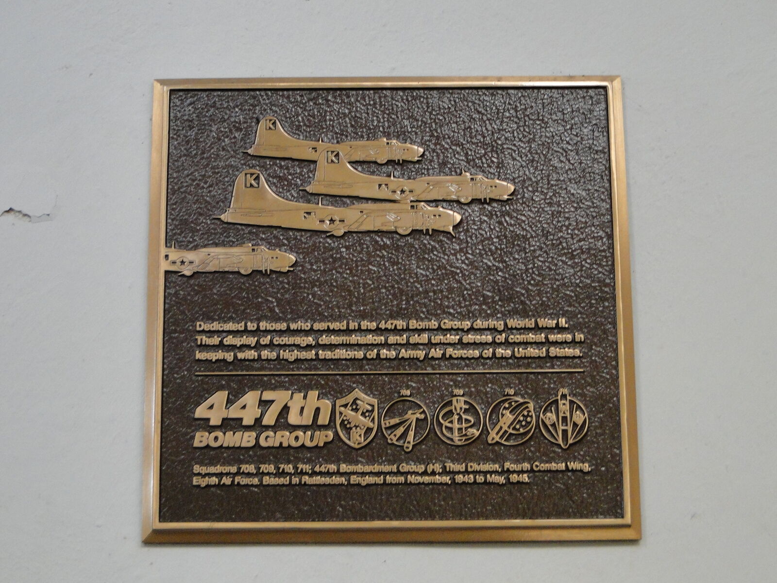 Photo 12x8 (A4) Memorial to the 447th Bomb Group (WW2 / USAAF / RAF) c2015