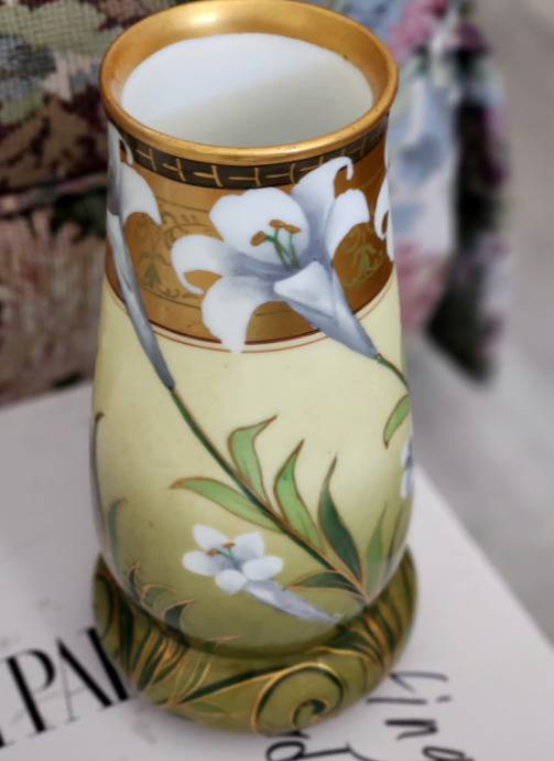 Antique Pickard Hand-Painted Vase (China) Signed by Artist