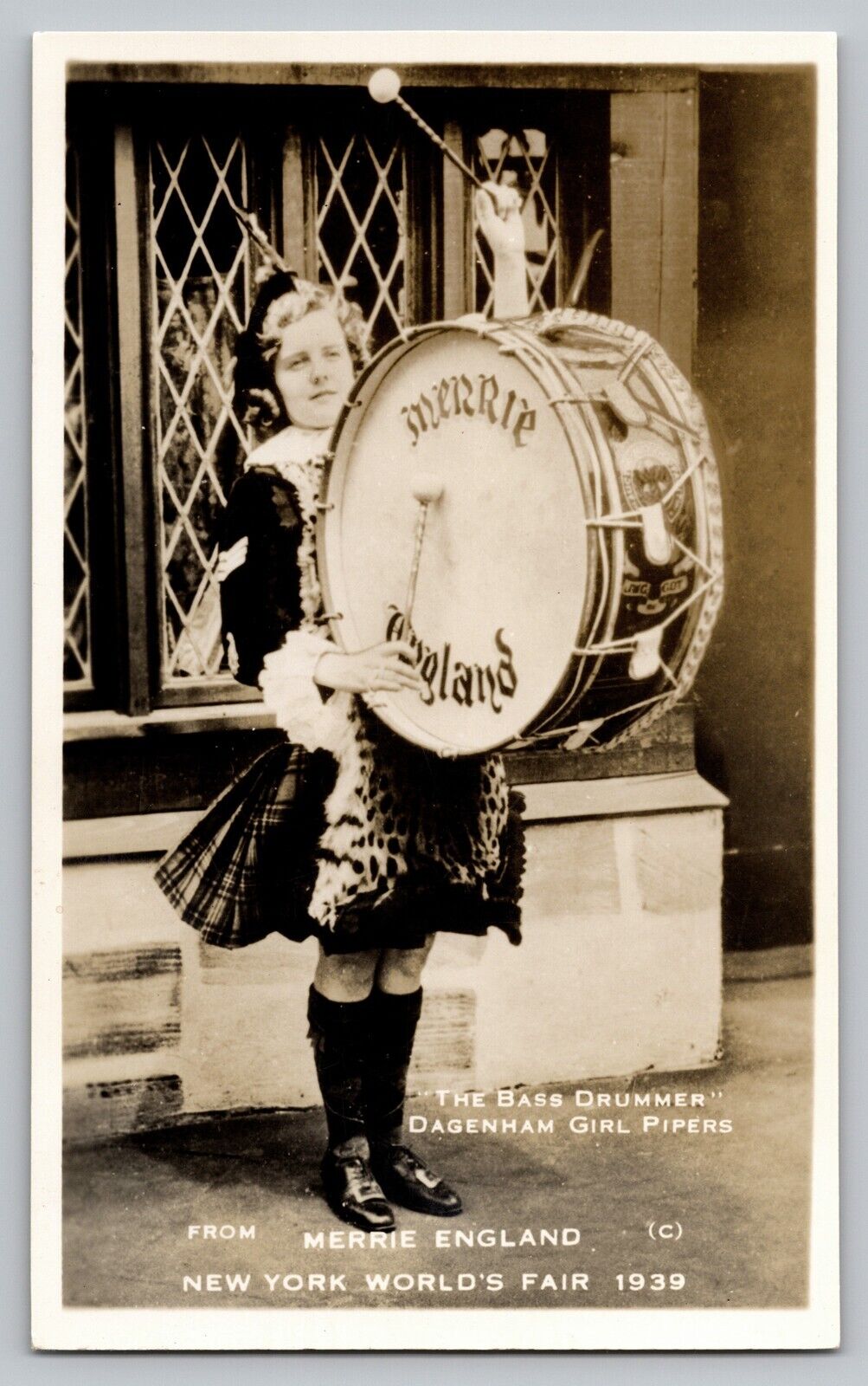 Vtg RPPC New York Worlds Fair Drummer Dagenham Girl Pipers Merrie England 1939