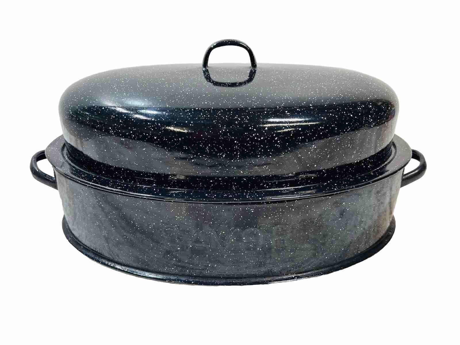 Vintage Large SAVORY Roasting Pan 18