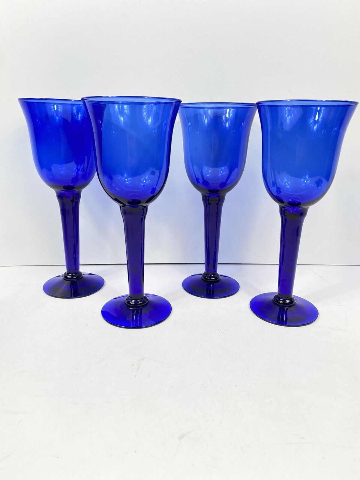 RARE VINTAGE COBALT BLUE STEMMED WINE GLASS 8 3/4\