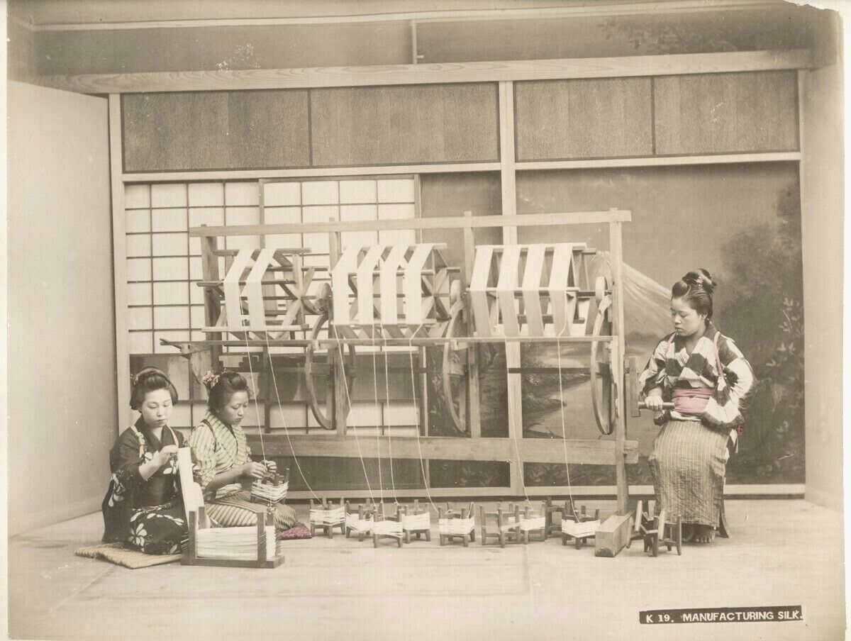 c.1880\'s PHOTO - JAPAN MANUFACTURING SILK