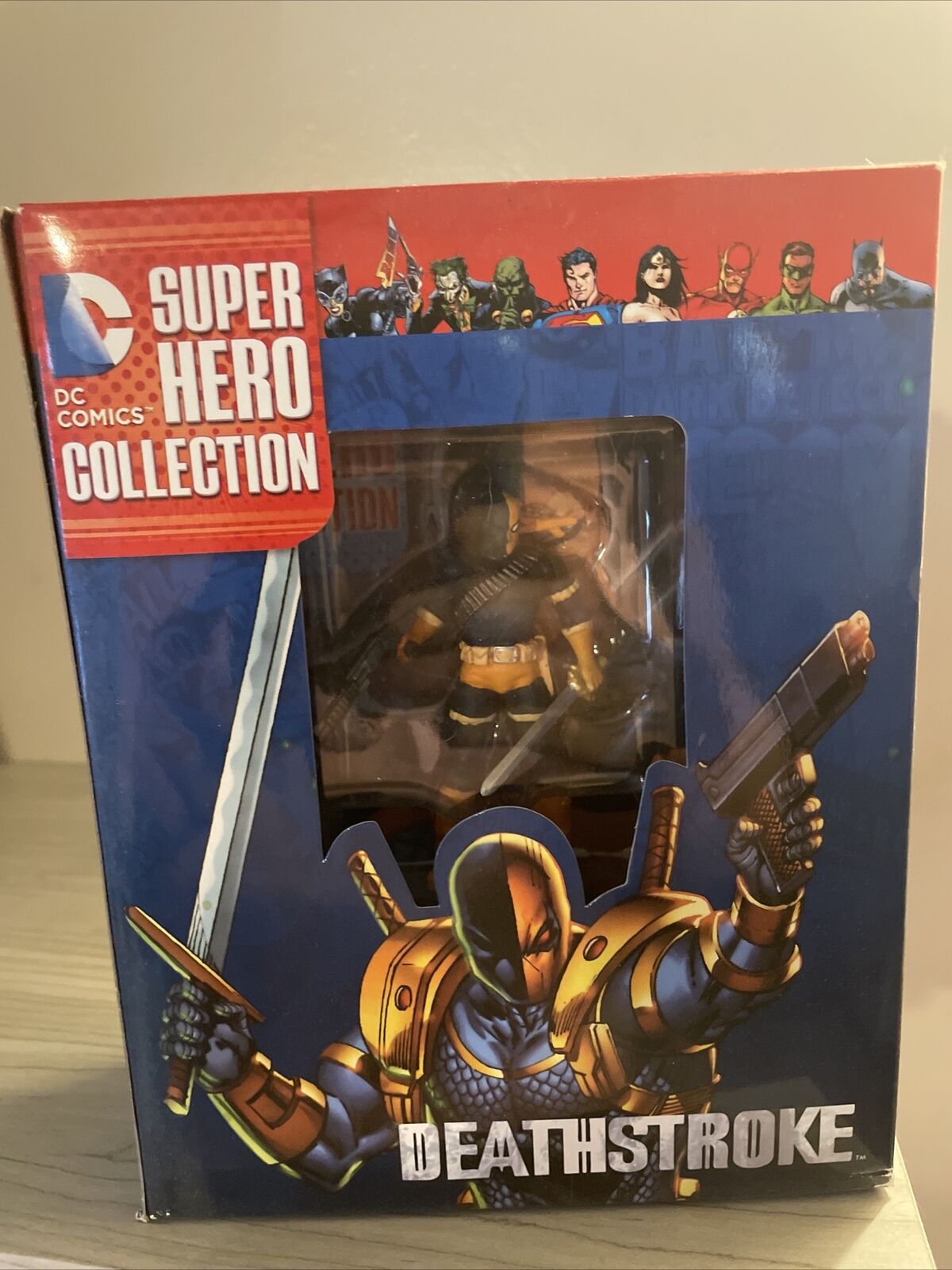 DC Super Hero Collection Deathstroke 1/21 Figurine Eaglemoss NIB -