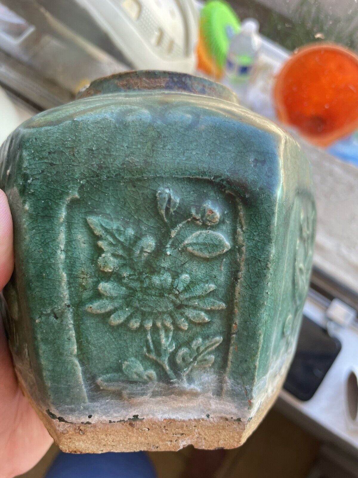 chinese porcelain Old Carving Jar