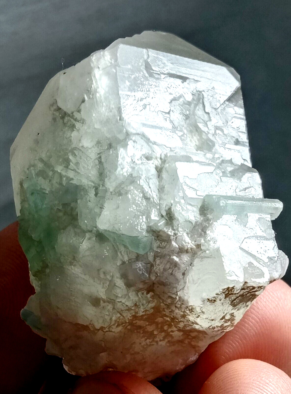 372 carats Beautiful Green Tourmaline with Quartz crystal specimen @ Afghanistan