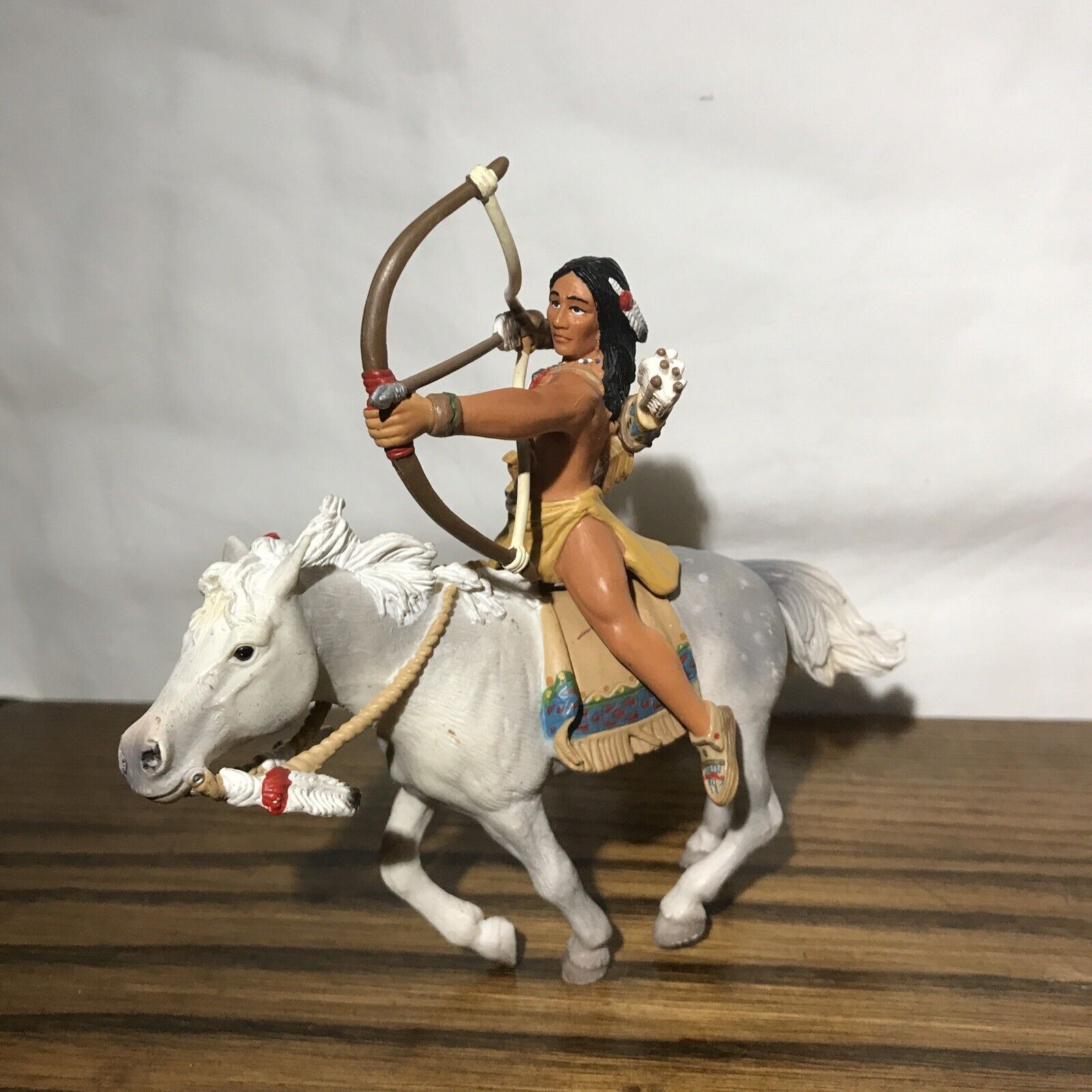 Awesome￼. Schleich #70301 Sioux Archer 2005 Indian/Horse Fig Wild West X Cond