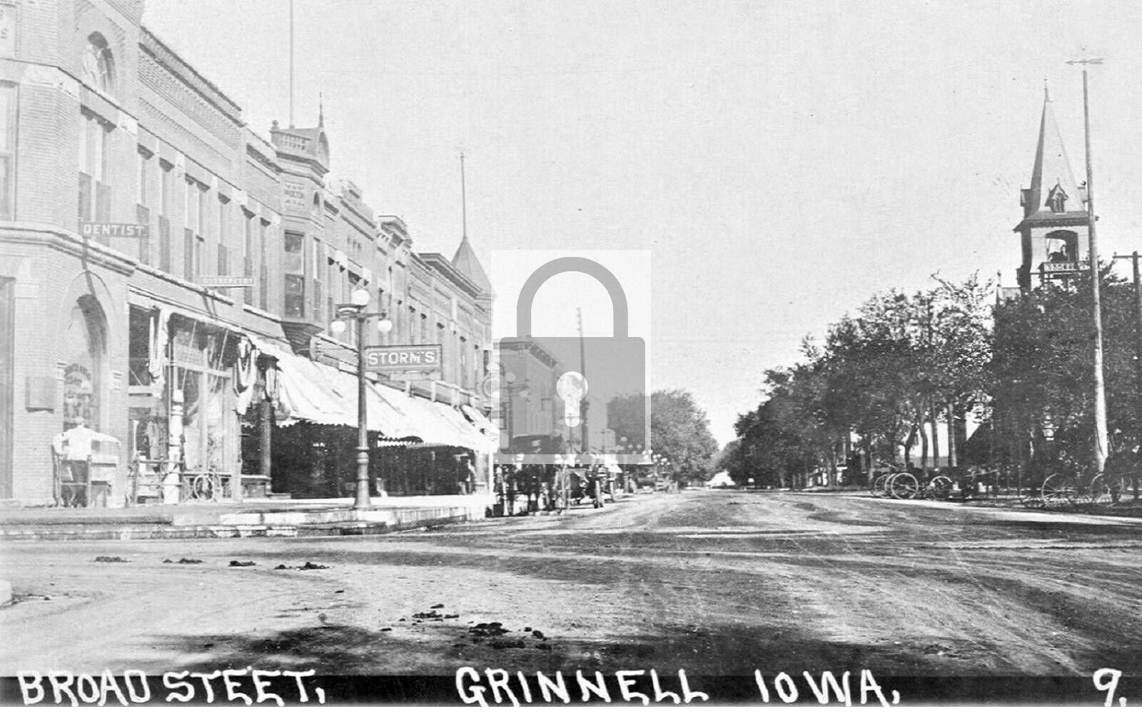Broad Street View Dentist Office Grinnell Iowa IA - 8x10 Reprint