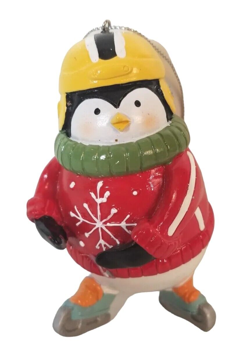 Kurt S Adler Penguin Skater Christmas Figurine Ornament Figure 2009 Decoration