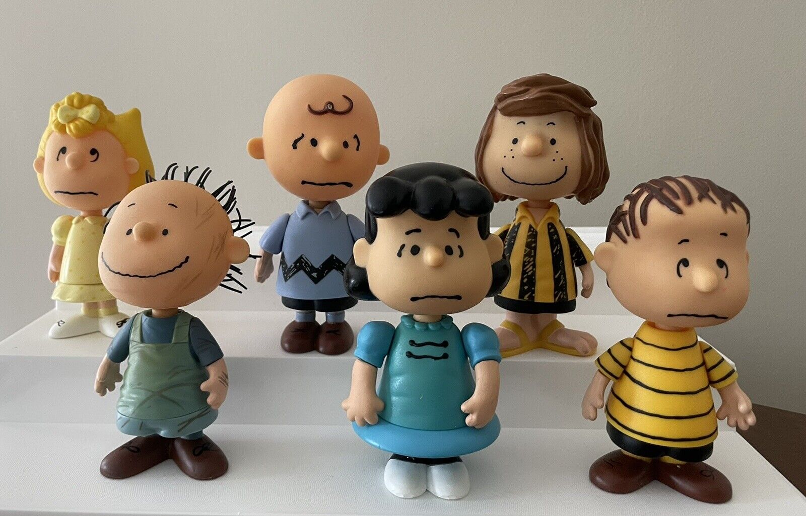 Peanuts Gang 2002 Charlie Brown  5” Toy Figure Set~Lucy, Sally