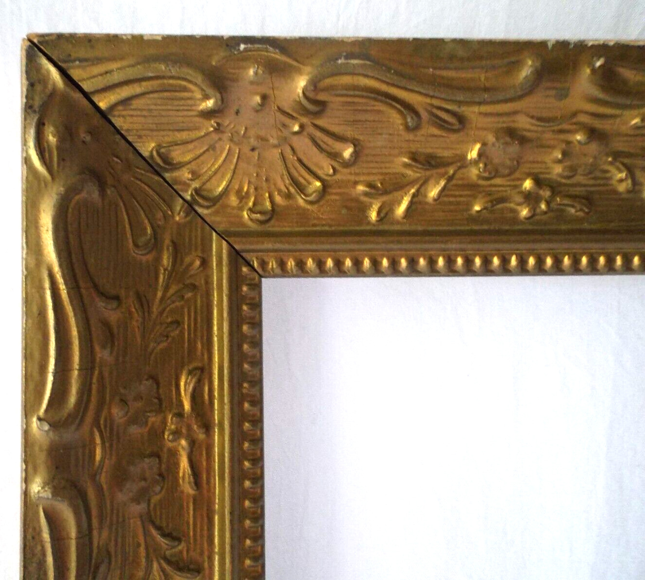 Vintage Ornate Gold Gesso Wood Picture Frame Fits 16\