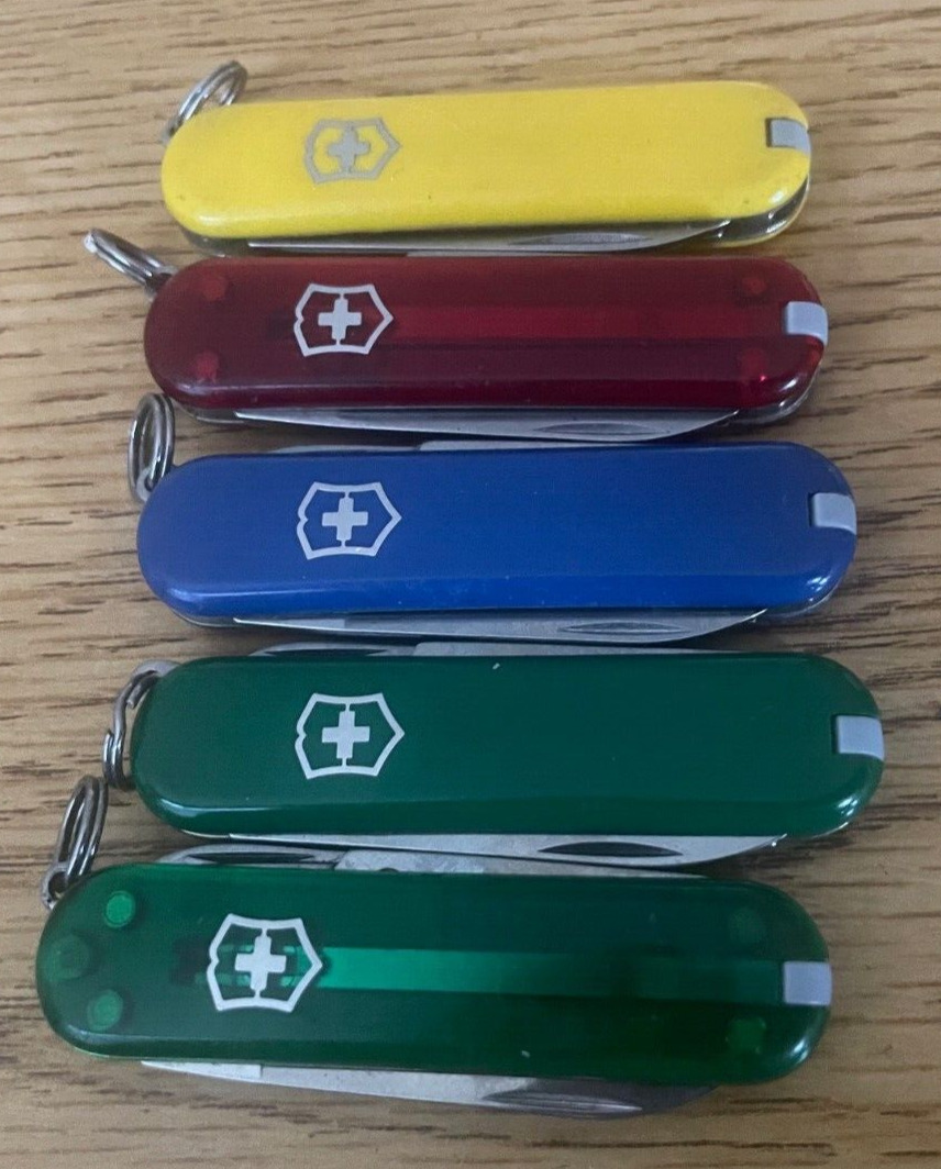  Lot Of 5 Victorinox Classic SD Swiss Army,  1 Red, 2 green, 1 blue, 1 yellow